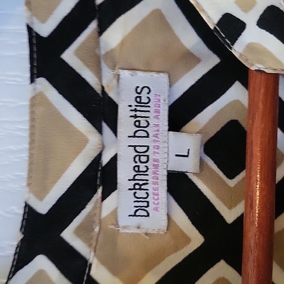 Gorgeous Tunic Top - EUC - such sweet details sown into it - size large - Picture 5 of 8